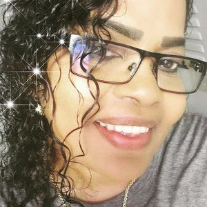 Meet your Posher, Alisha